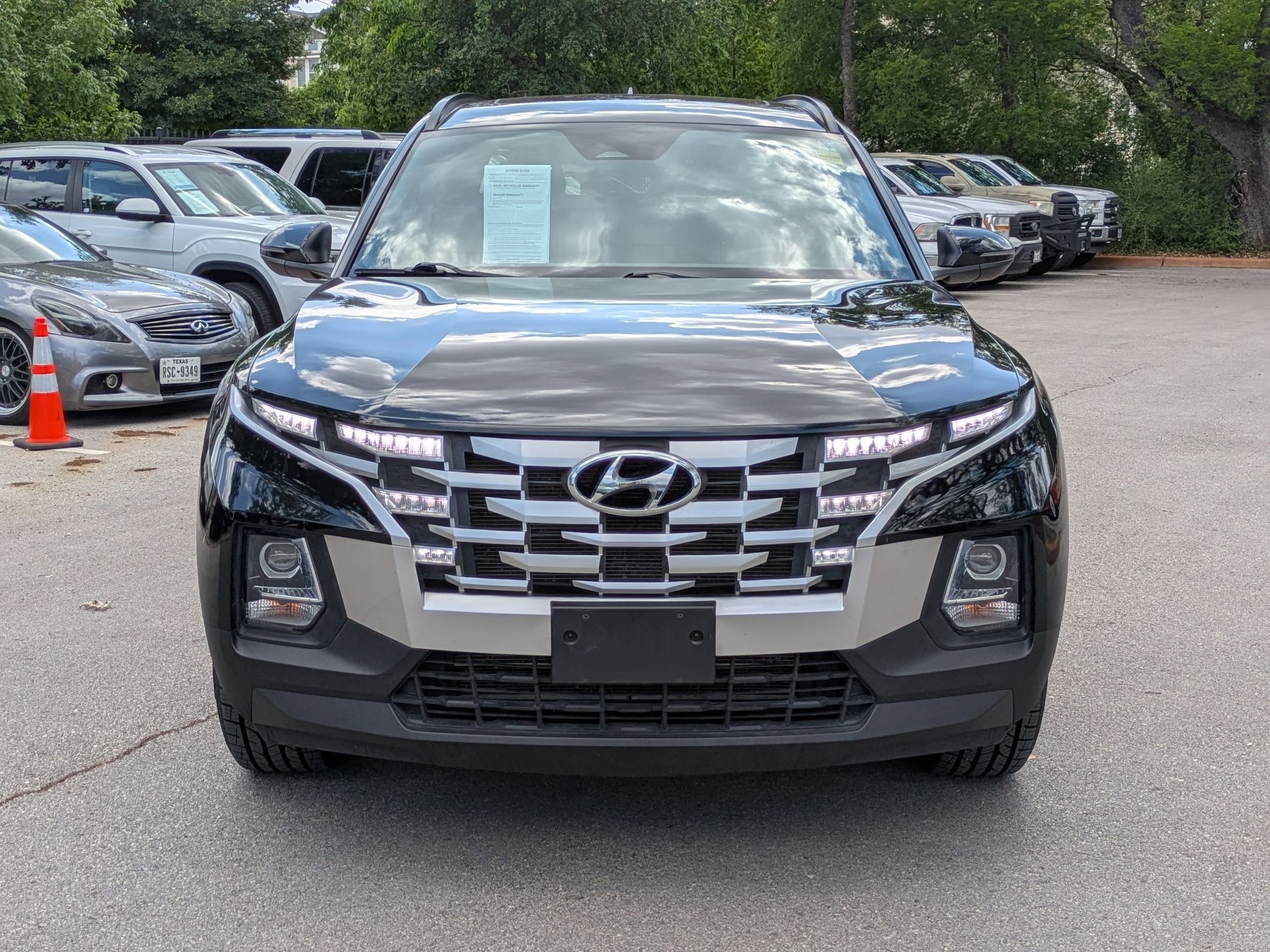 Used 2023 Phantom Black Hyundai SEL image 8