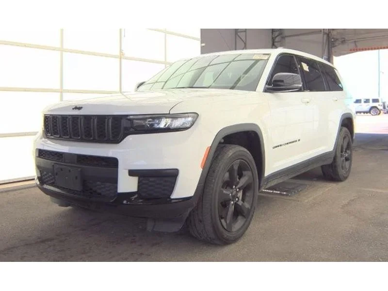 2024 Jeep Grand Cherokee L Altitude X 4x4's photo