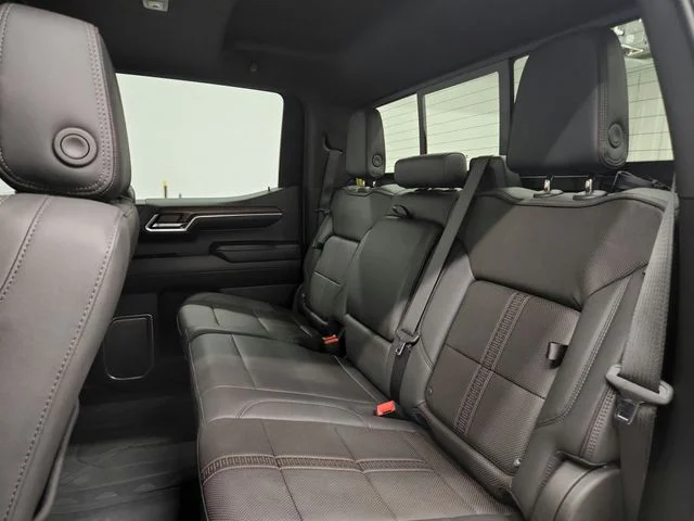 Used 2024 Black Chevrolet High Country image 33