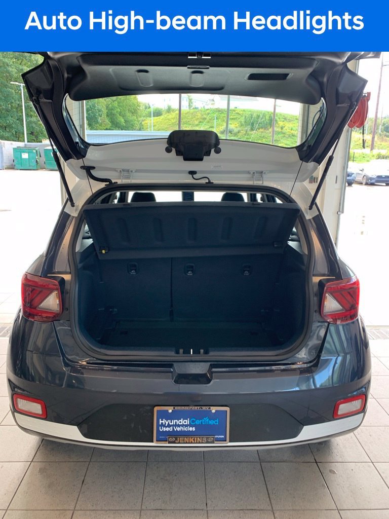 2022 Hyundai Venue Limited - Photo 10