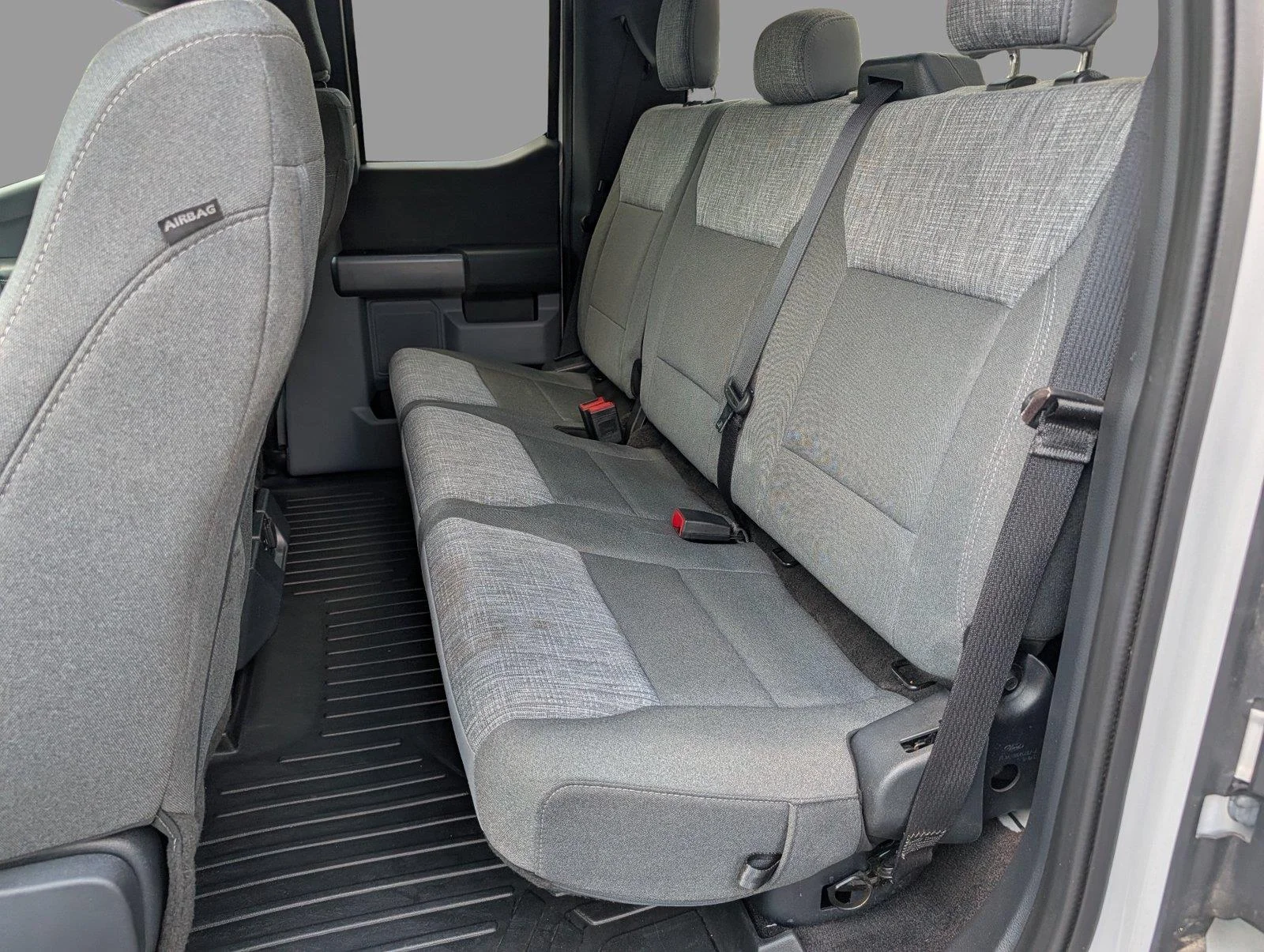 Used 2022 Oxford White Ford XLT image 21