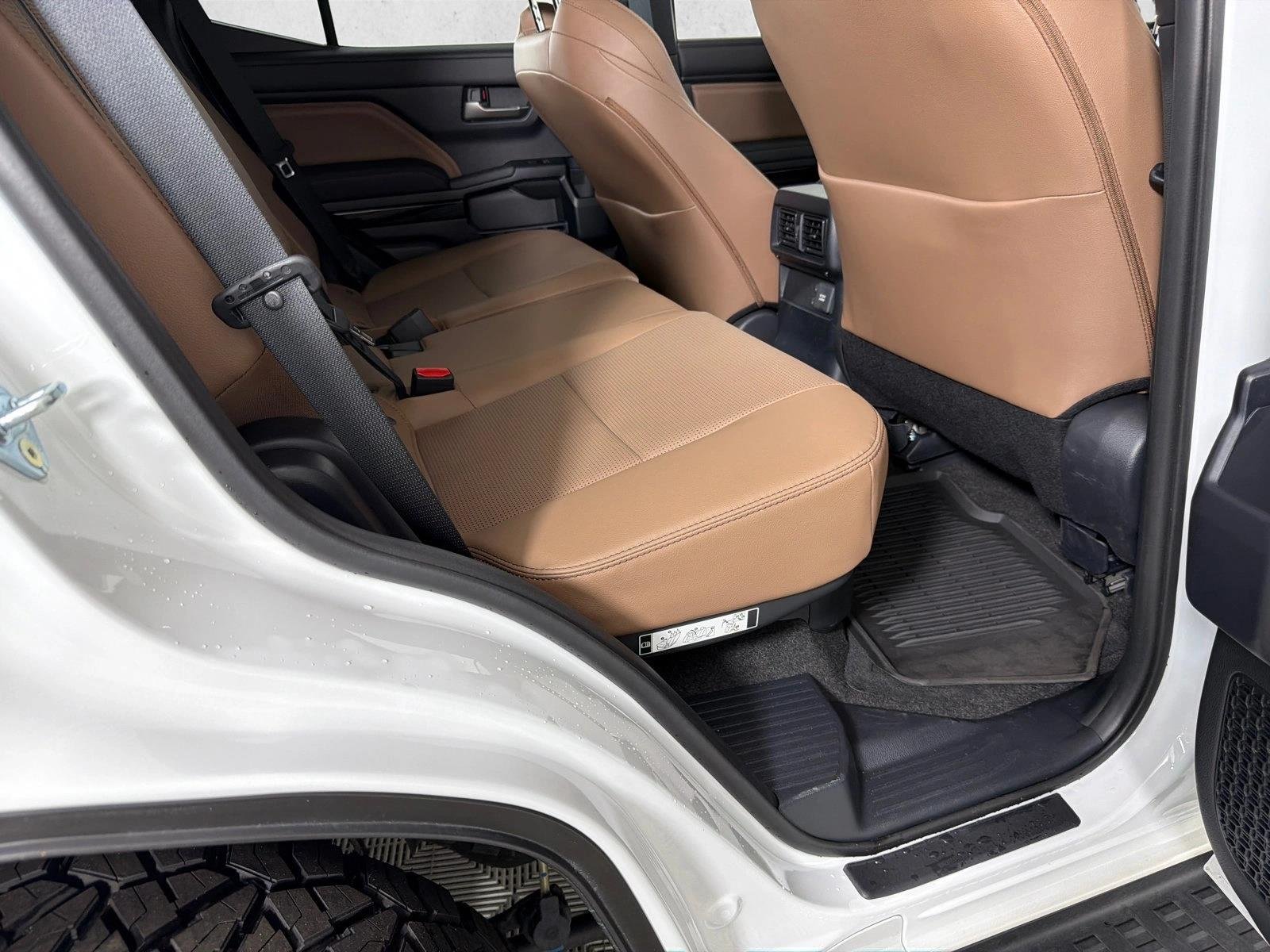 Used 2026  Toyota Hybrid Limited image 17