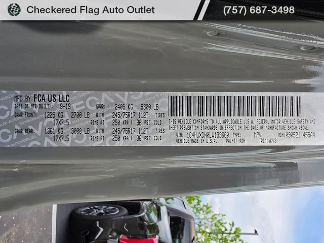 Used 2020 Sting-Gray Clearcoat Jeep Unlimited Sport S image 23