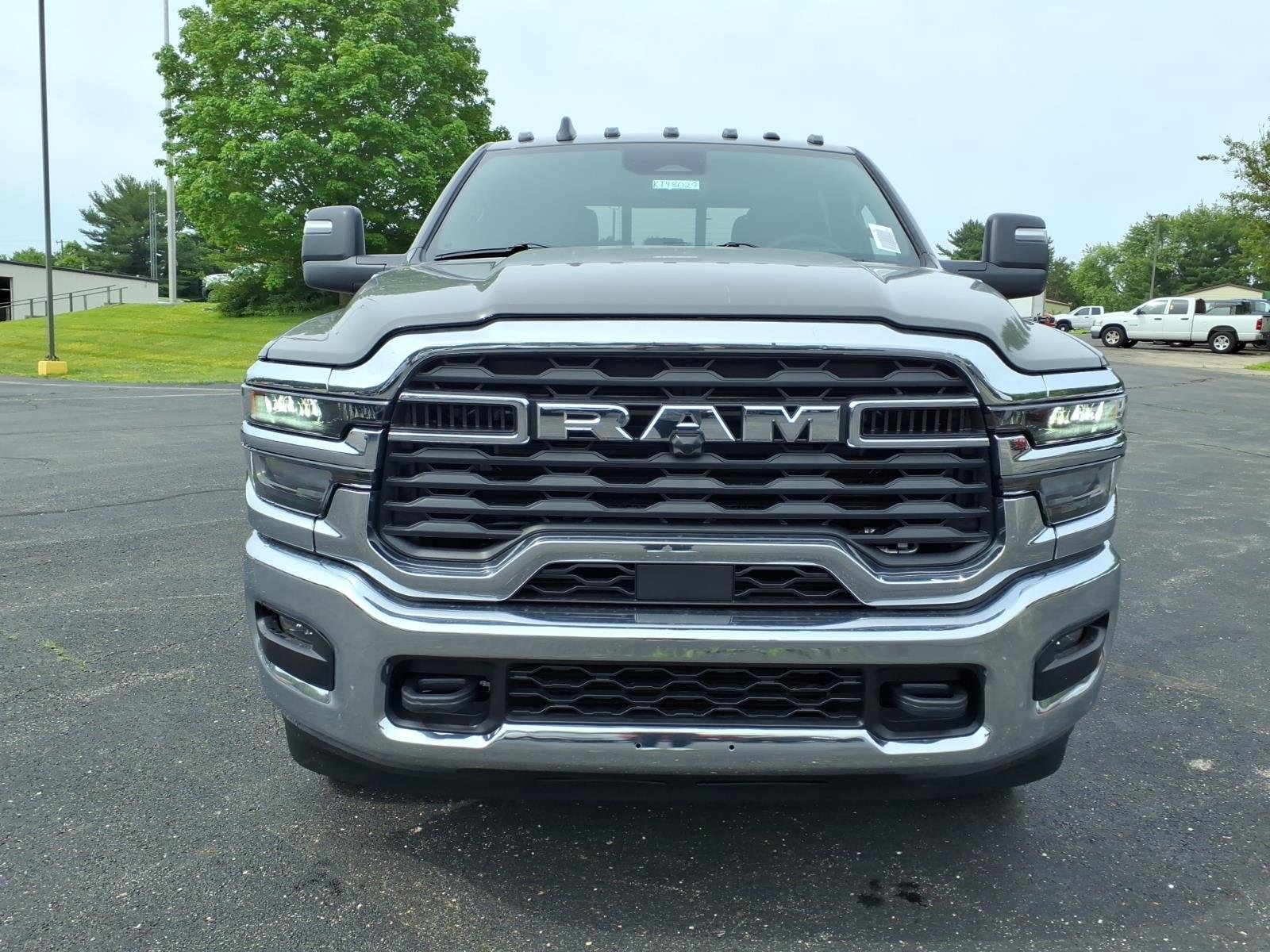 New 2026 Ceramic Gray Clear-Coat Exterior Paint RAM Big Horn image 2