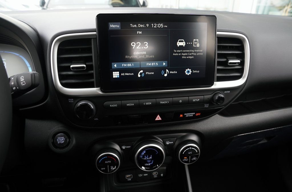 New 2026 Onyx Black Hyundai SEL image 39