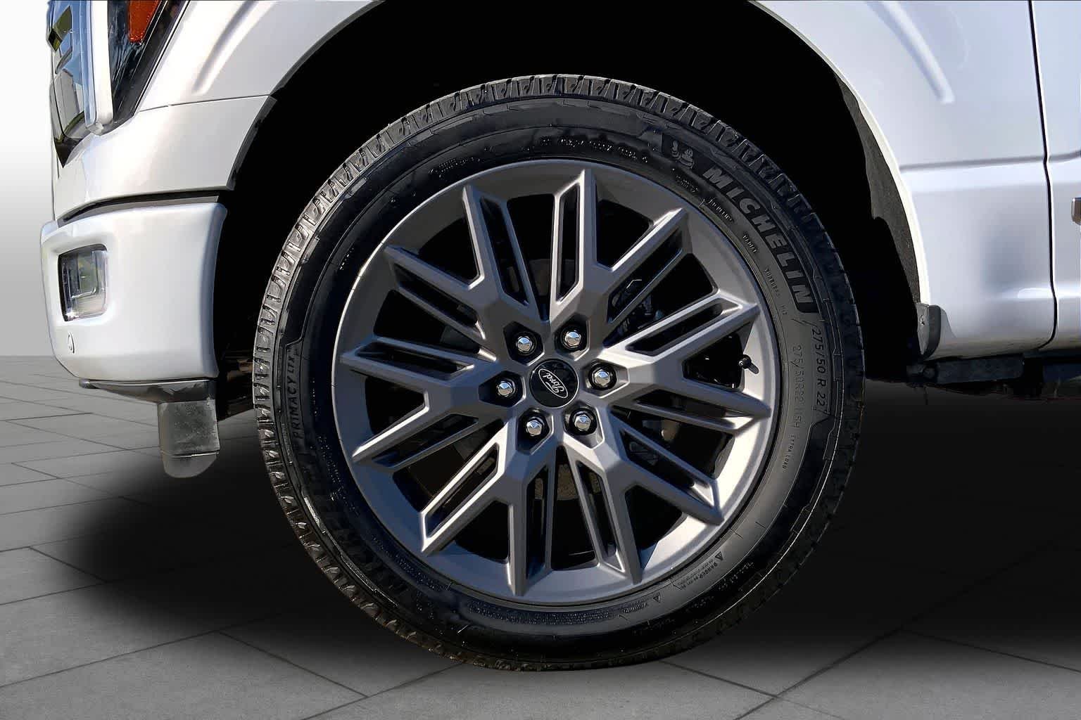 Used 2025 Space White Ford Platinum image 11