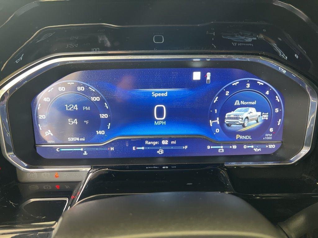 Used 2022 Summit White Chevrolet RST image 14