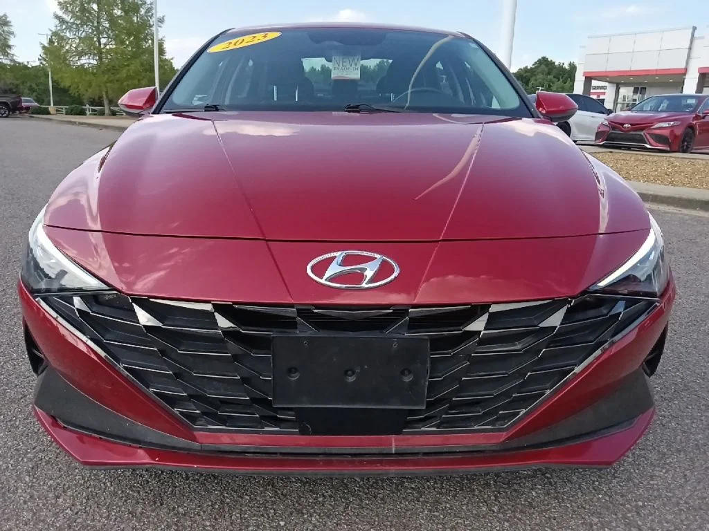Used 2023 Red Hyundai Limited image 8