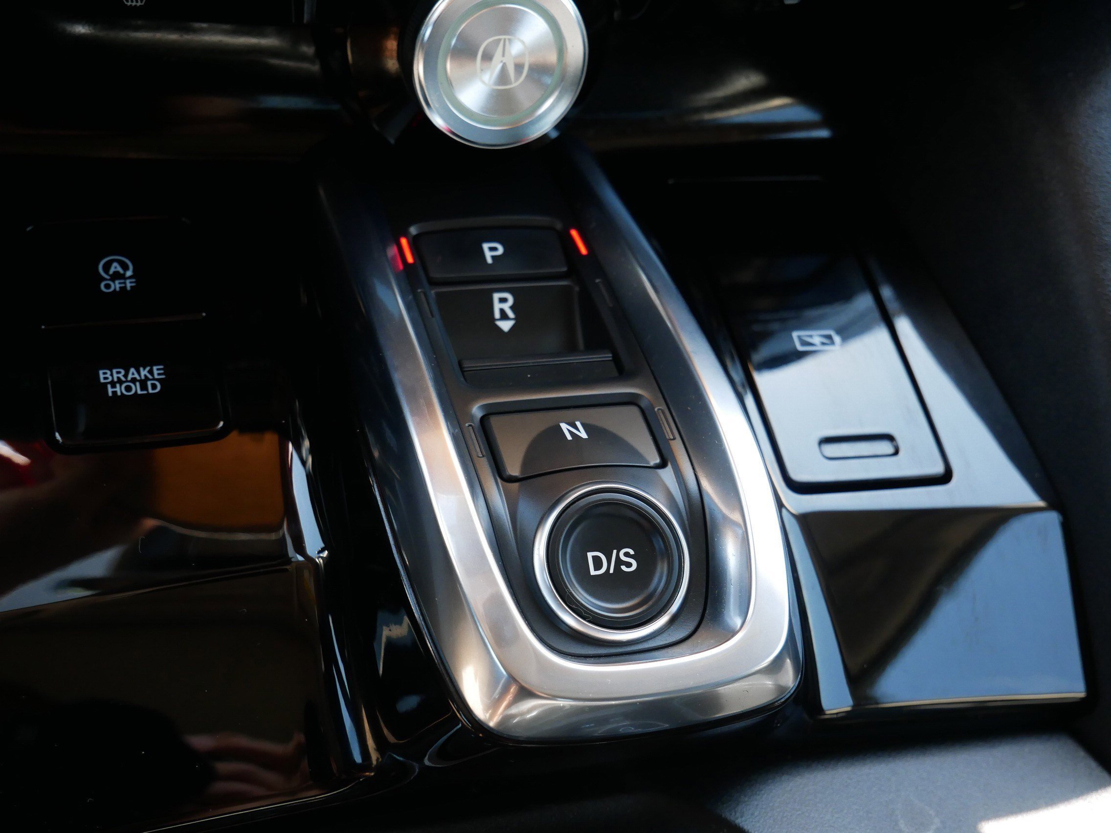 Used 2024 Majestic Black Pearl Acura w/Technology Package image 25