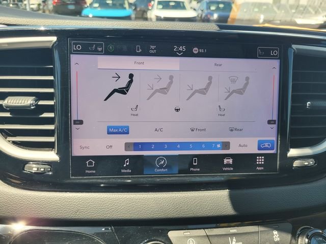Used 2022 White Chrysler Touring L image 23