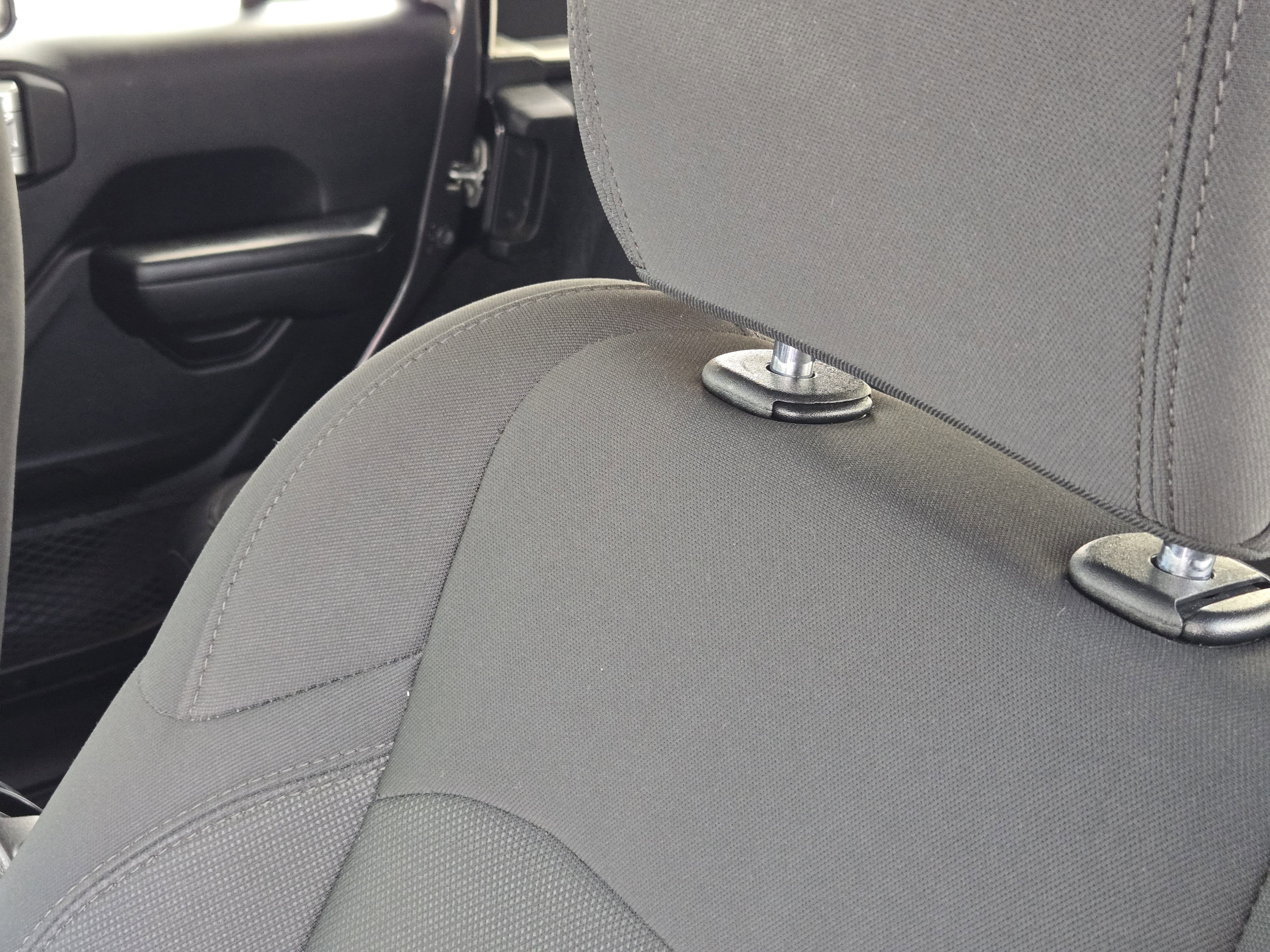 Used 2019 Granite Crystal Metallic Clearcoat Jeep Sport S image 16