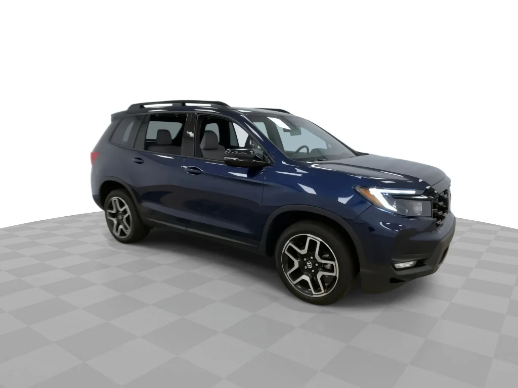 Used 2023 Obsidian Blue Pearl Honda Elite image 3