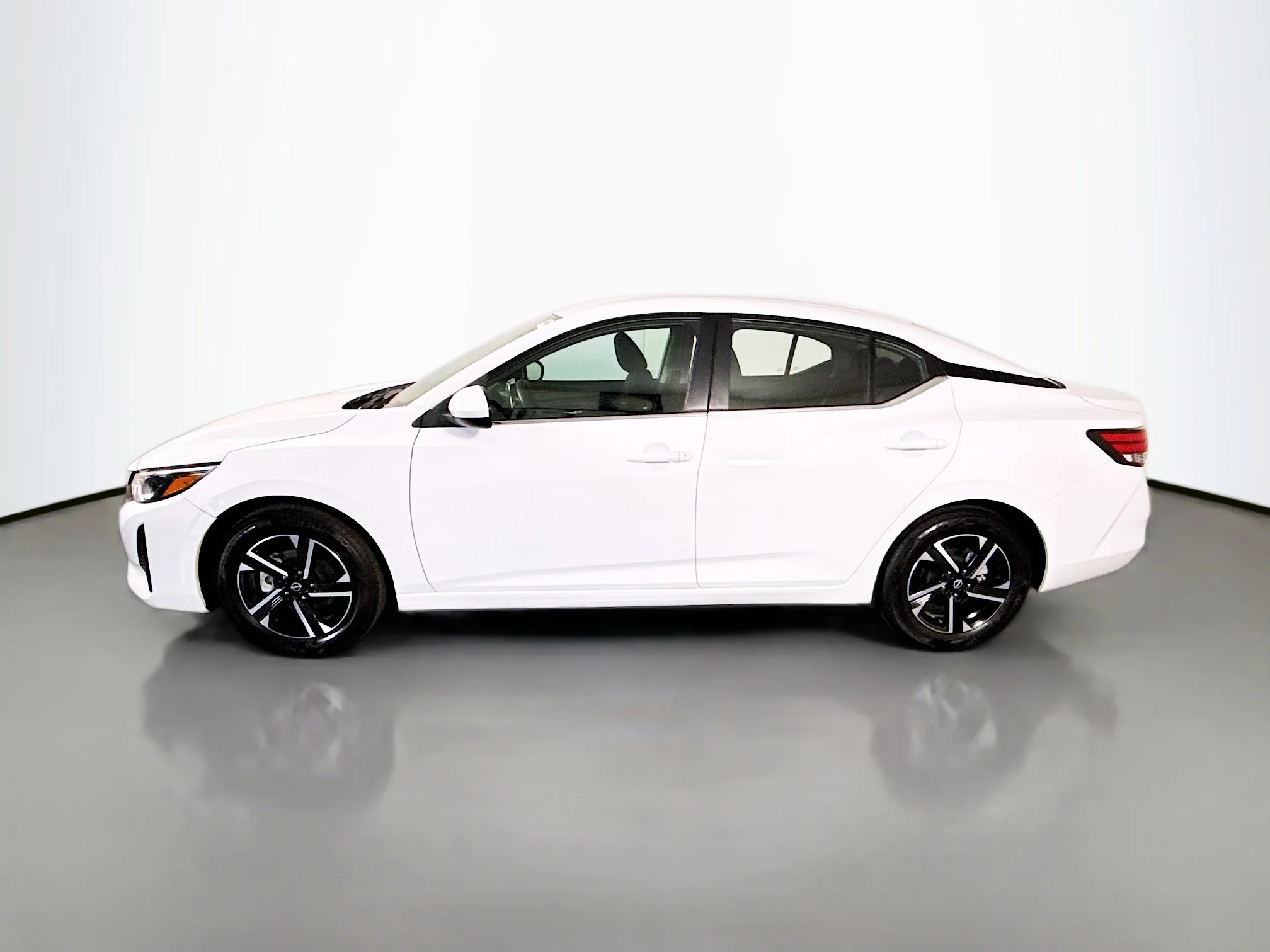 Used 2024 Fresh Powder Nissan SV image 4