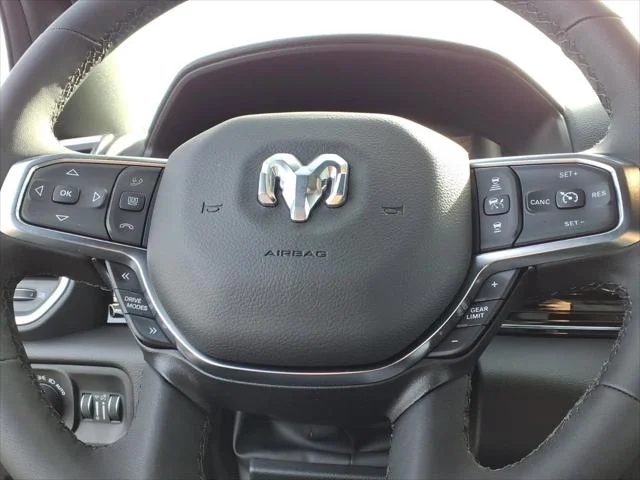 2026 RAM 1500 Laramie - Photo 18