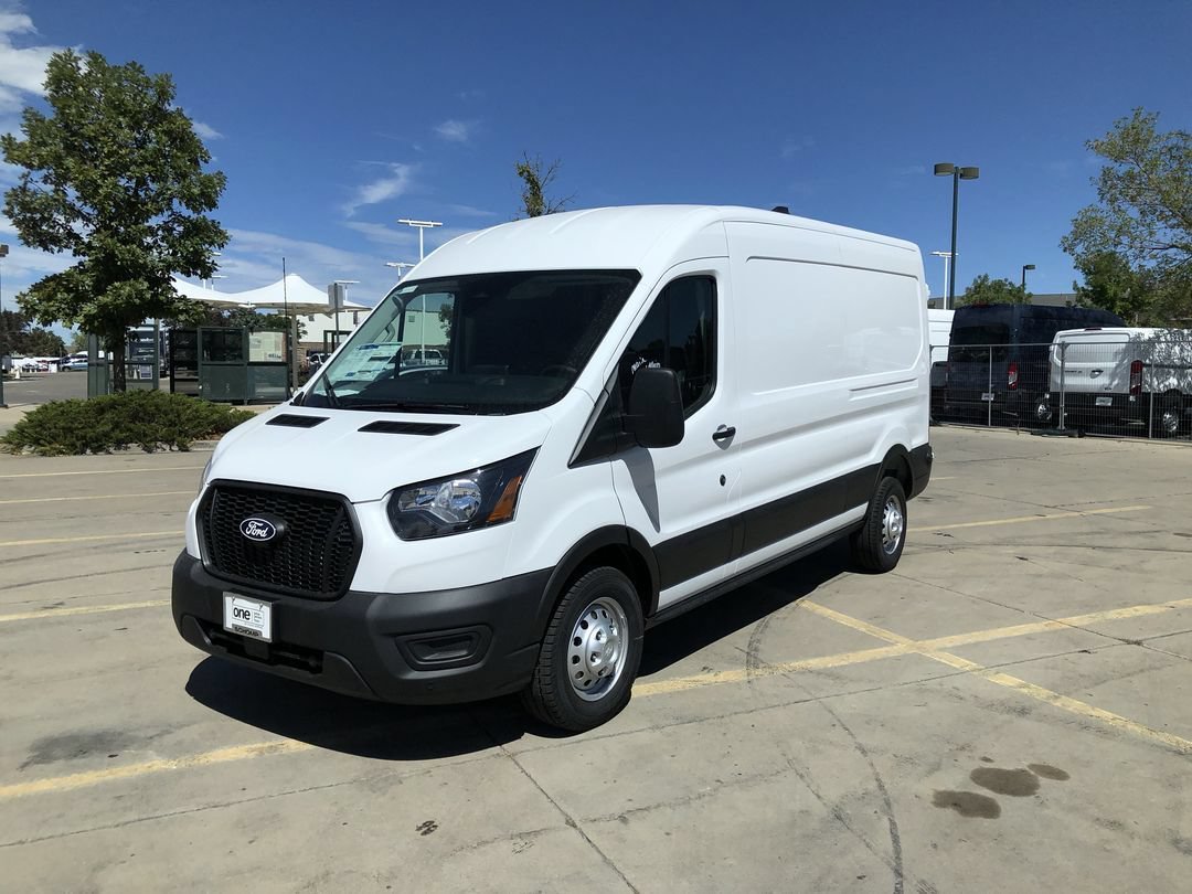New 2027 Oxford White Ford  image 4