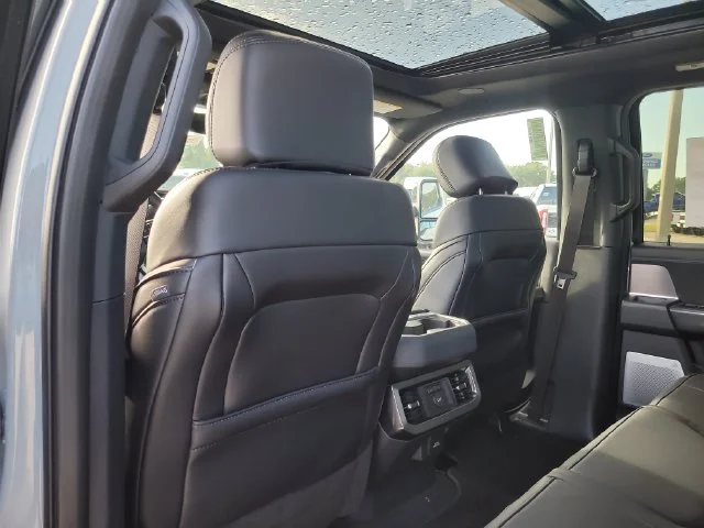 New 2026 Avalanche Ford Platinum image 13