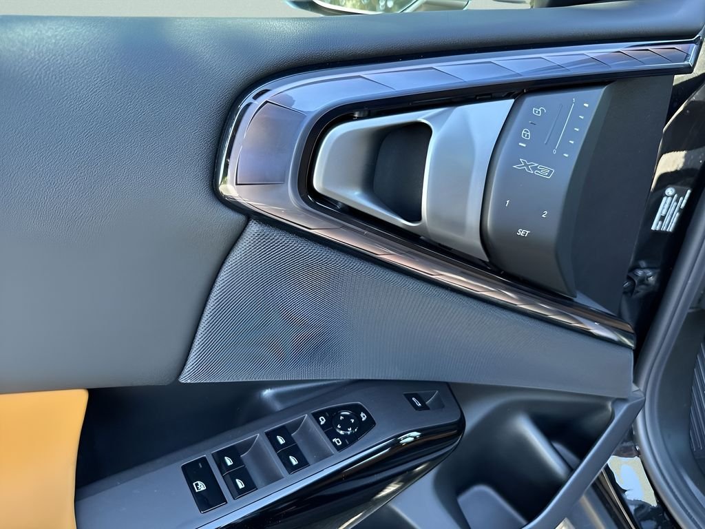 2026 BMW X3 30 - Photo 17