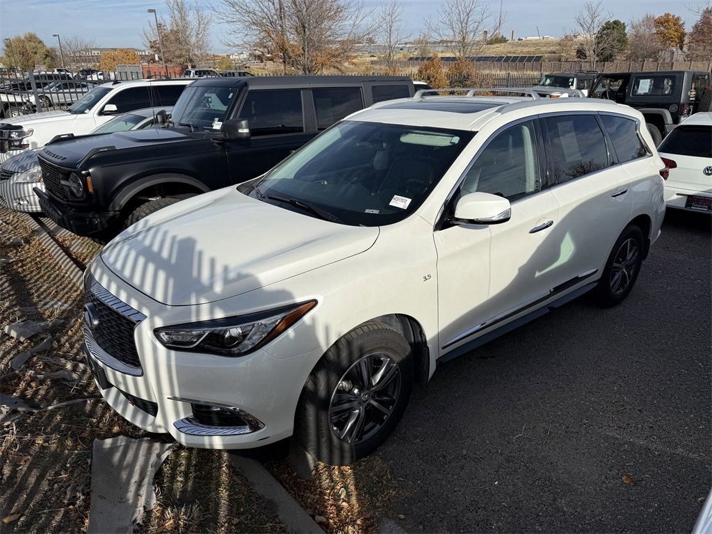2017 Infiniti QX60 Base photo 2