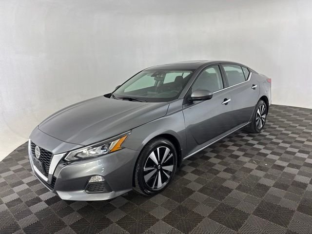 Used 2021 Gray Nissan 2.5 SV image 3