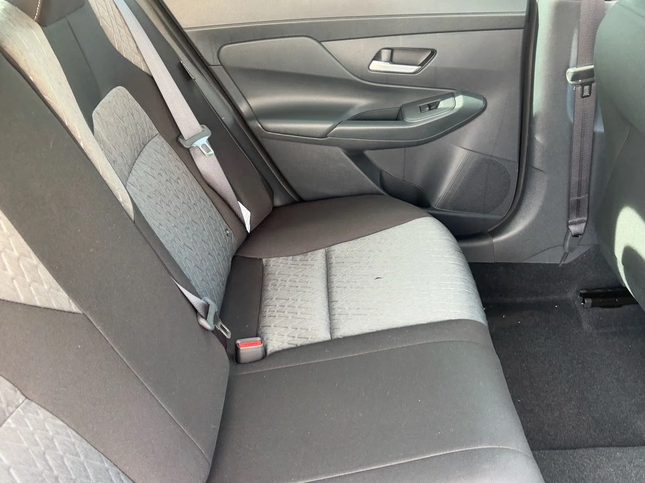 2026 Nissan Sentra SV - Photo 12
