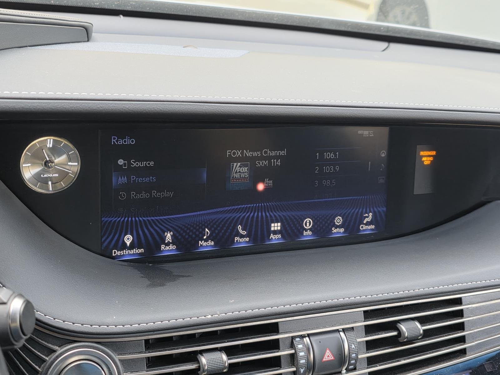 2018 Lexus LS Base - Photo 18