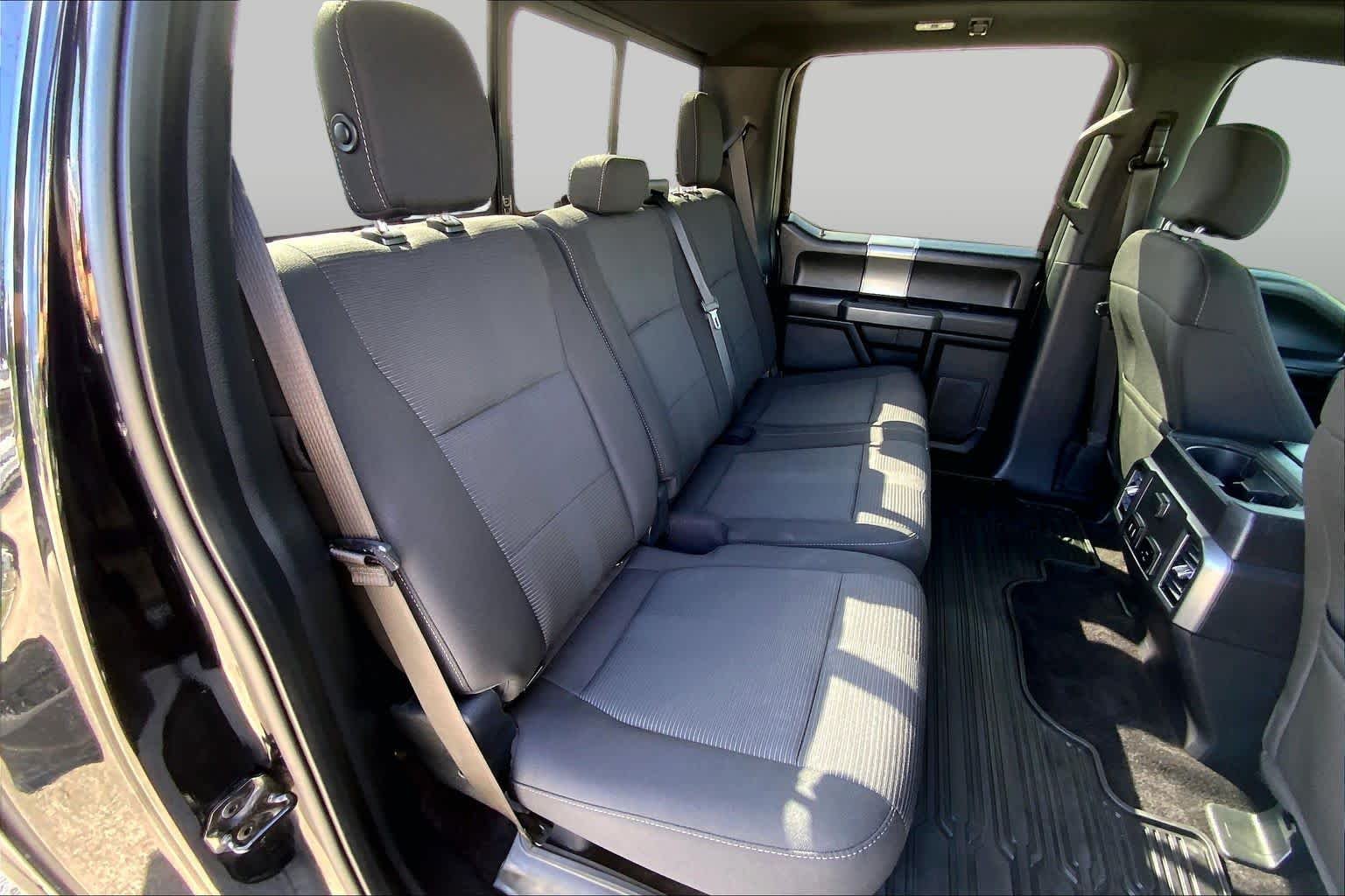 Used 2017 Shadow Black Ford XLT image 18