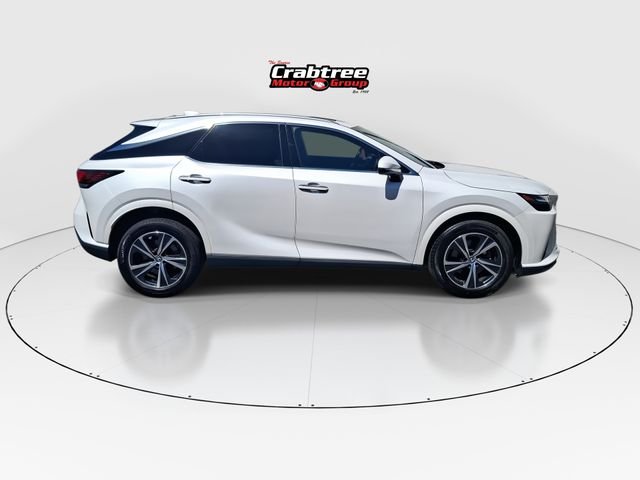 Used 2023 White Lexus 350 image 9