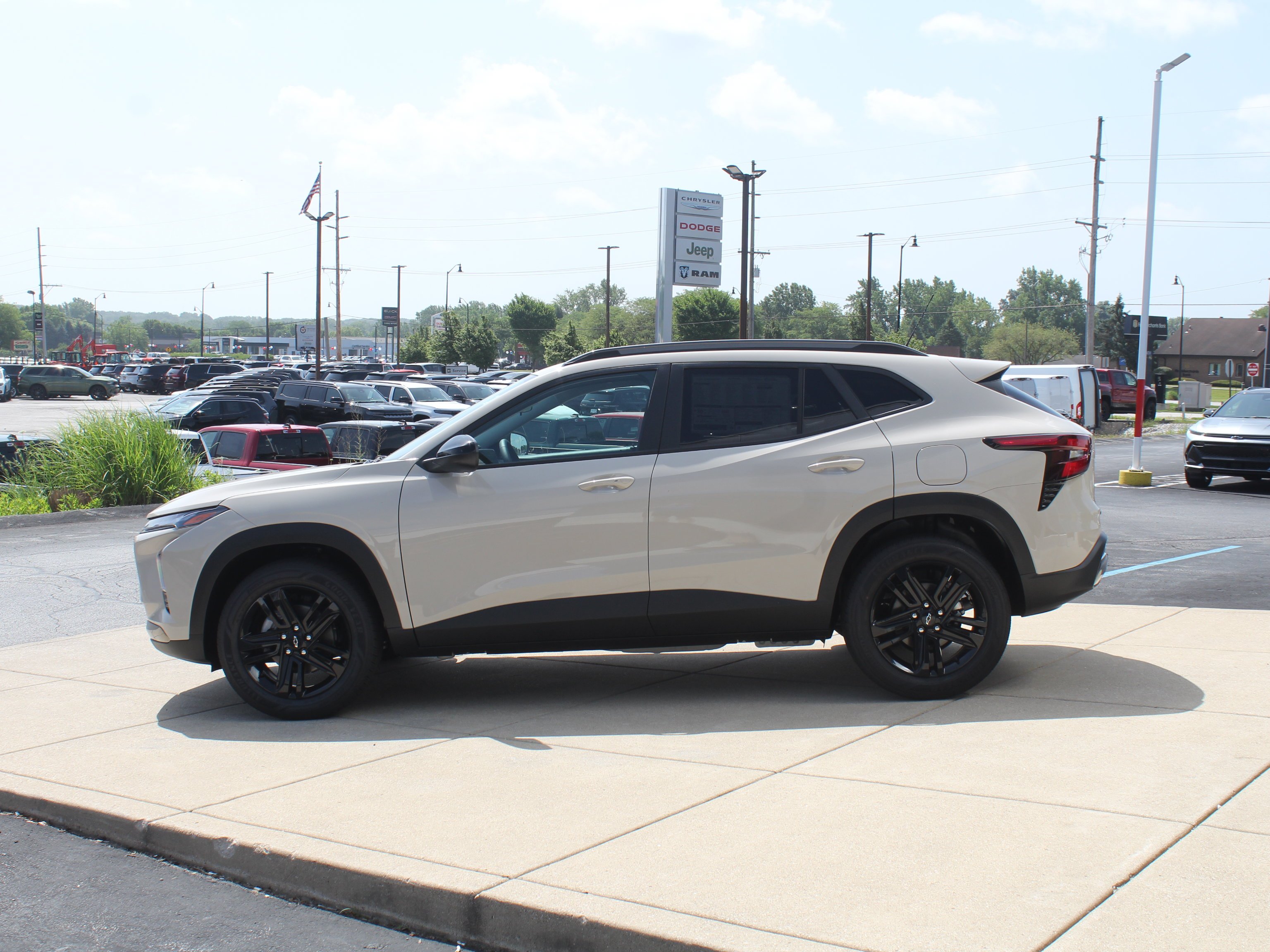 2026 Chevrolet Trax Activ - Photo 6