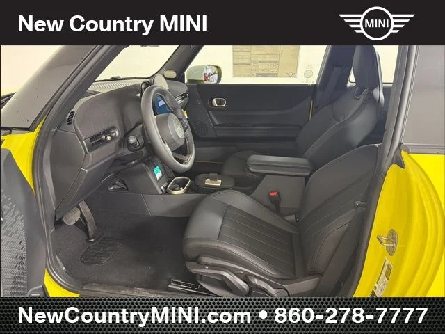 New 2026 Yellow MINI Signature Plus image 11