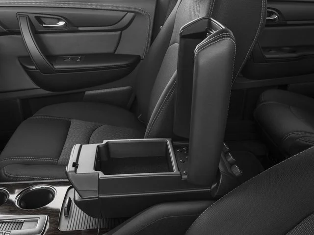 Used 2017 Champagne Silver Metallic Chevrolet LT image 18