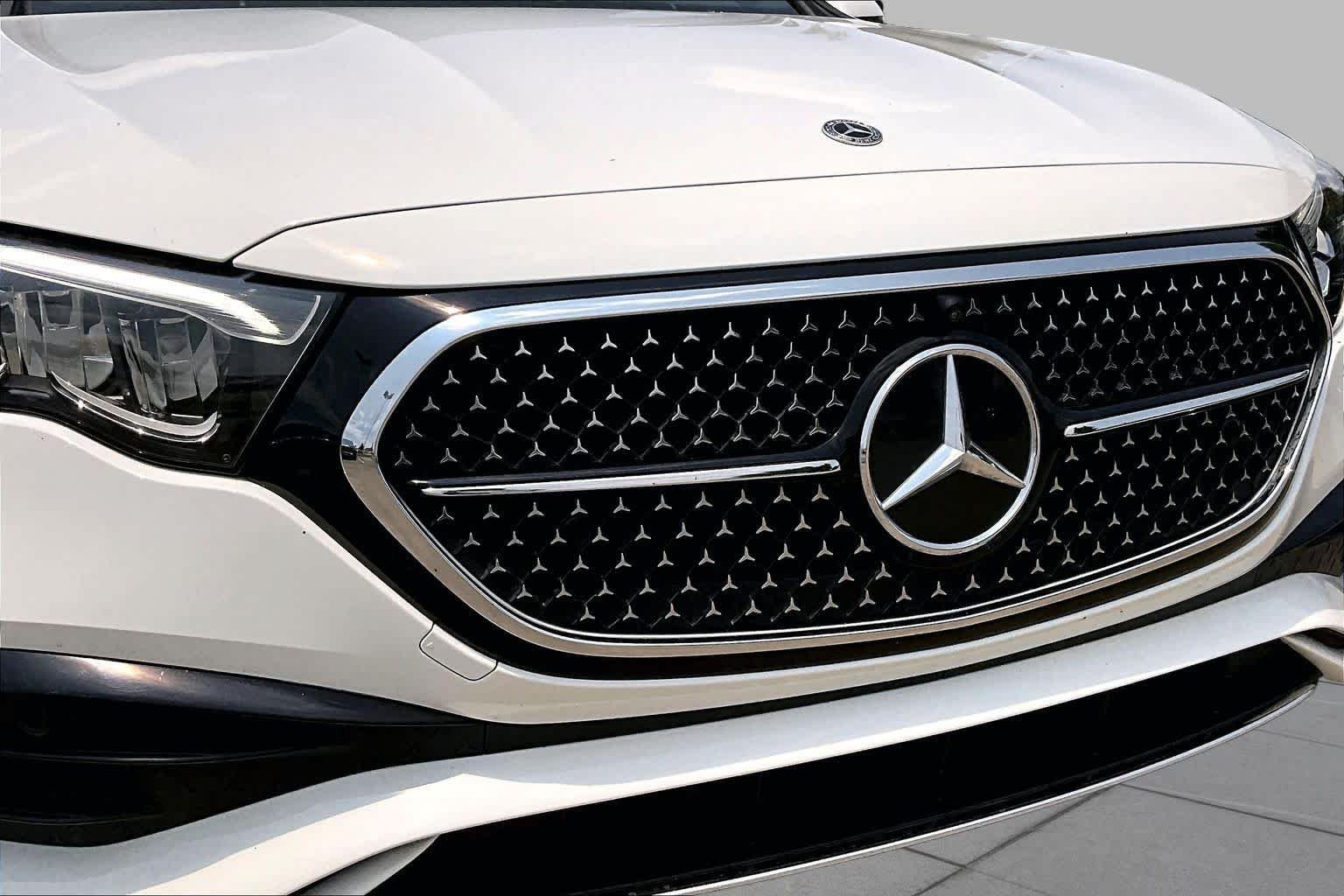 Used 2025 Polar White Mercedes-Benz E 350 image 29