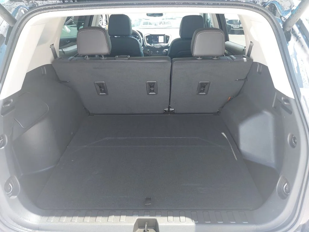 Used 2024 Black GMC Denali image 12
