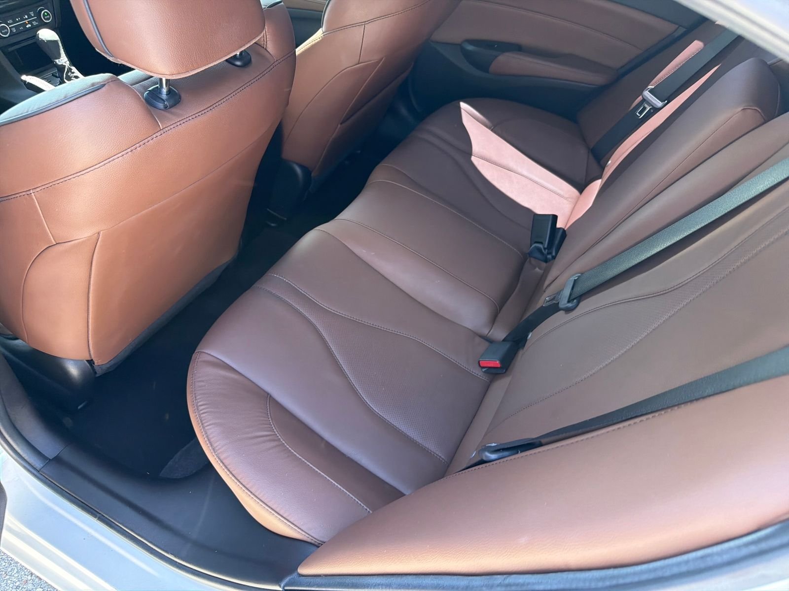 Used 2021 Platinum White Pearl Acura Premium Package image 23