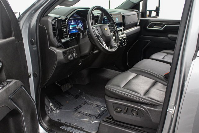 2026 Chevrolet Silverado 2500HD LTZ - Photo 11