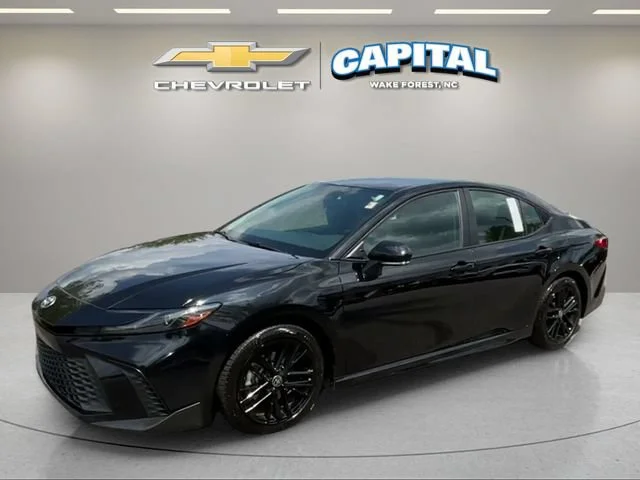 Used 2025  Toyota LE image 1