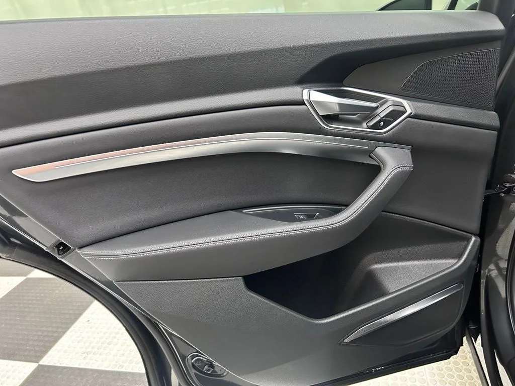 Used 2019 Gray Audi Premium Plus image 13