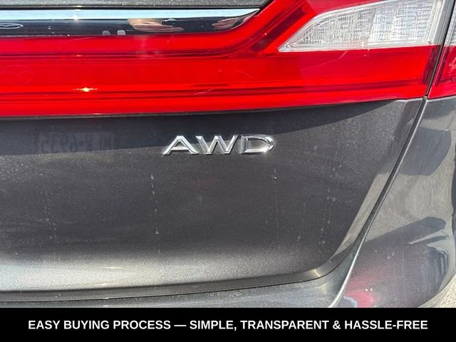 Used 2018 Gray Lincoln Reserve image 9