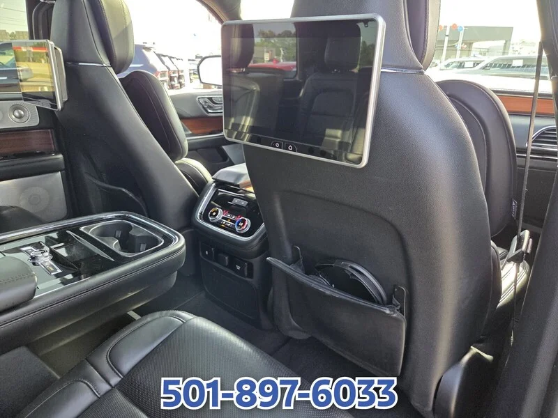 Used 2020 White LINCOLN RESERVE 4X4 image 16