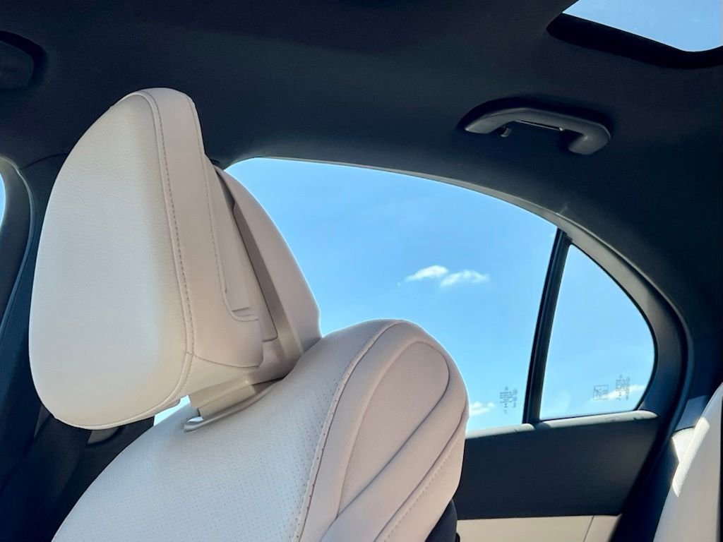 Certified Used 2026  Mercedes-Benz C 300 image 12