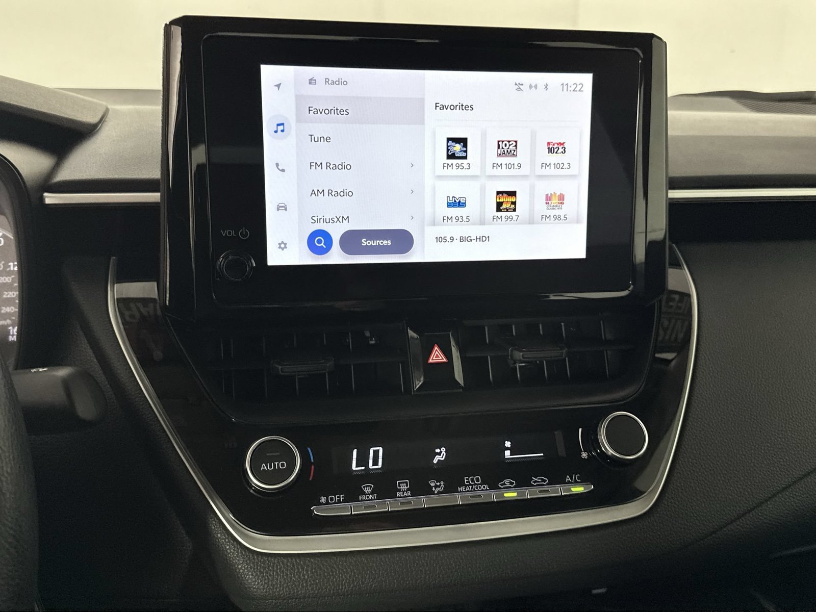Used 2025 Silver Toyota LE image 20