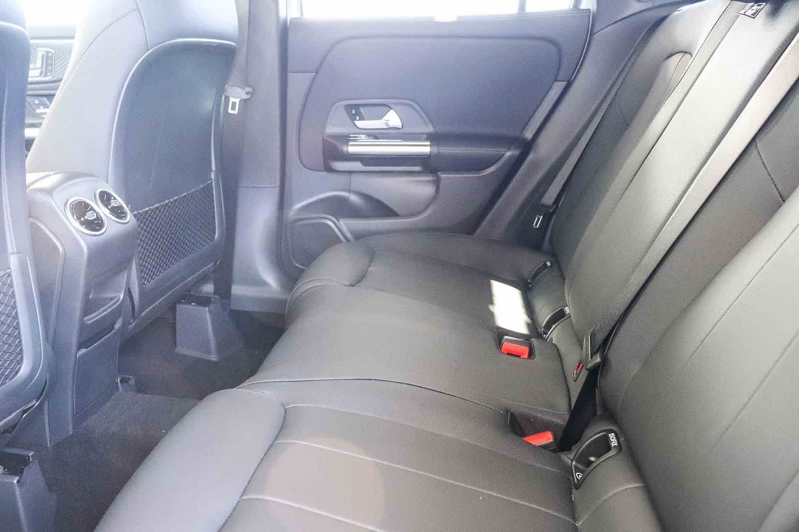 New 2026 Cirrus Silver Metallic Mercedes-Benz GLA 250 image 20