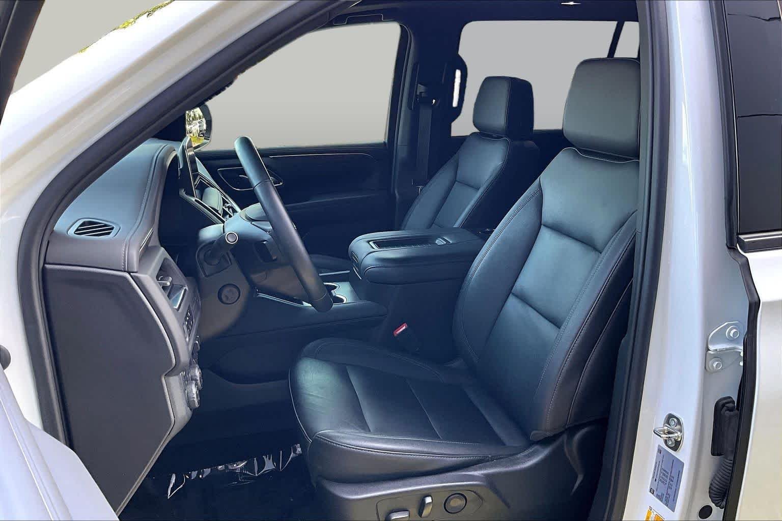 Used 2023 Summit White Chevrolet Z71 image 8