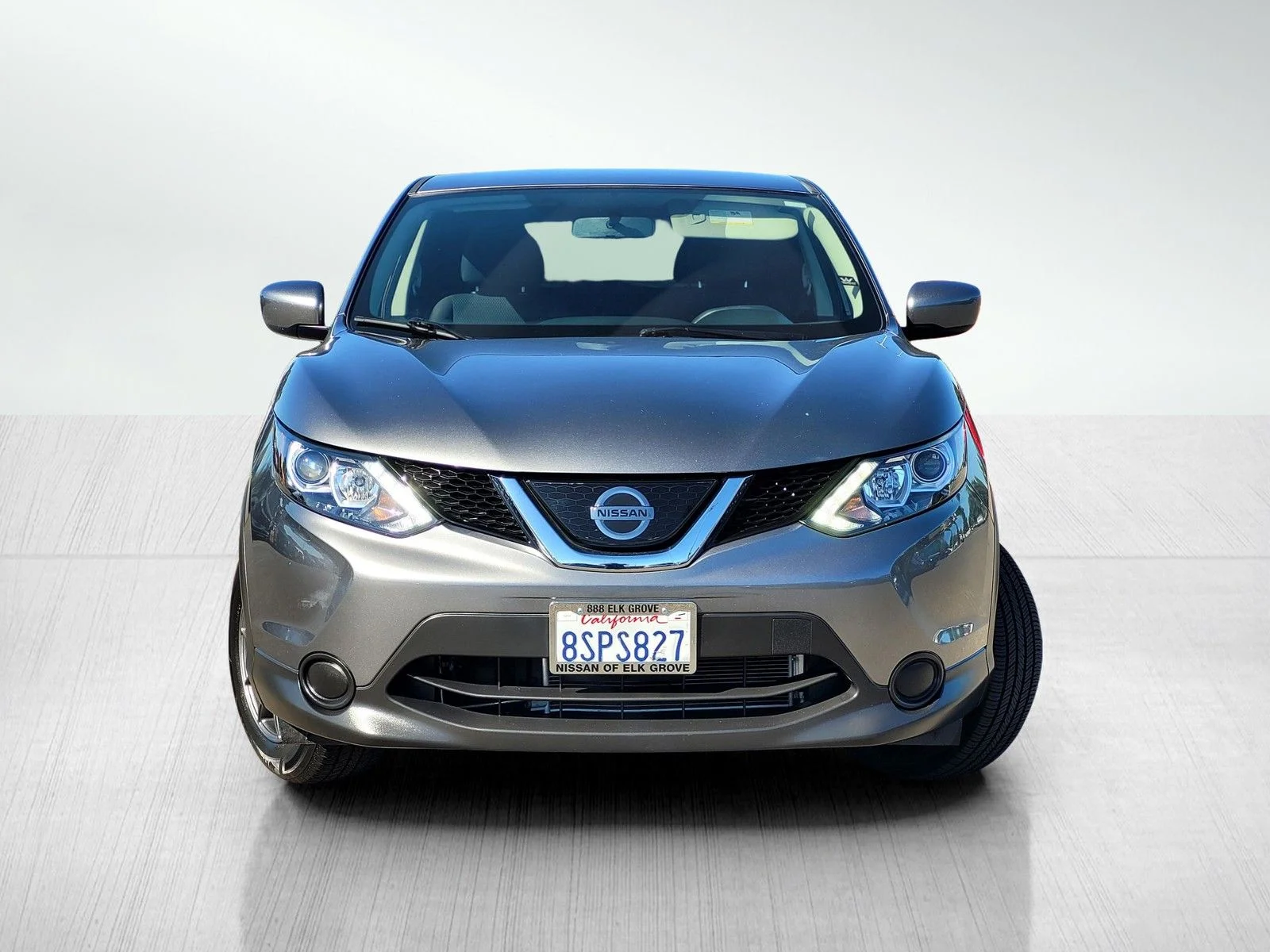 Used 2019 Gun Metallic Nissan S image 2
