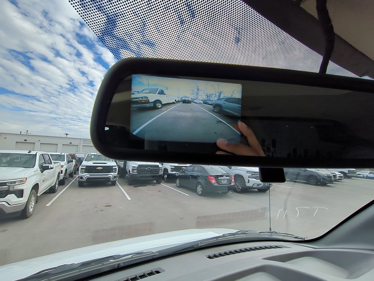 2025 Chevrolet Express Cargo Work Van - Photo 14