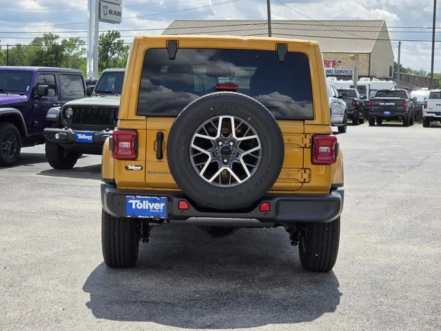 New 2026 Goldilocks Exterior Paint Jeep Sahara image 5