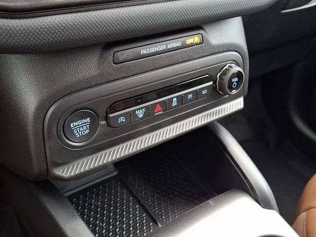 New 2026 Carbonized Gray Metallic Ford Outer Banks® image 11