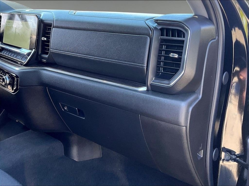 Used 2025 Black GMC Elevation image 13