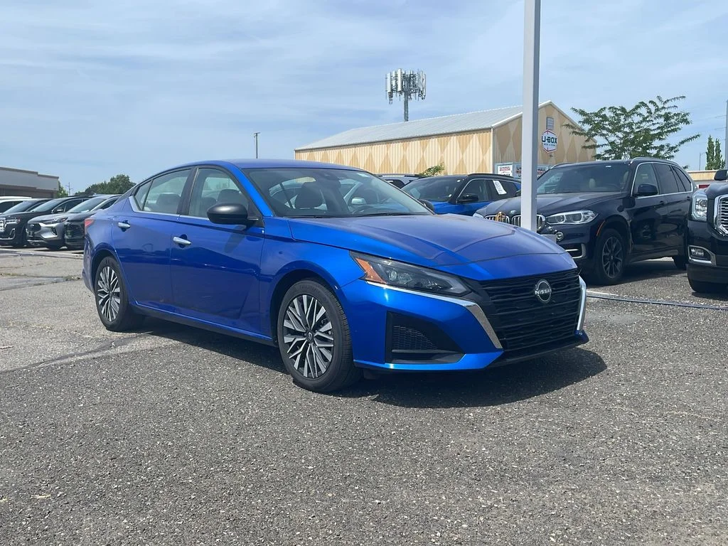 2025 Nissan Altima 2.5 SV's photo