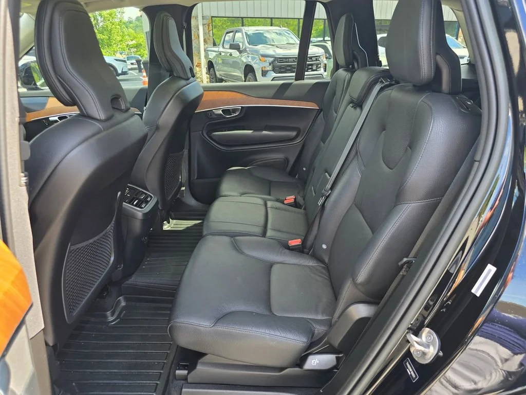 2023 Volvo XC90 Plus - Photo 12