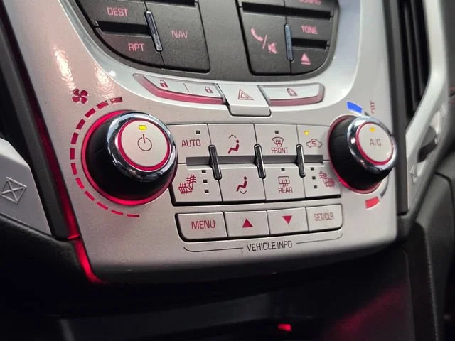 Used 2015 CRYSTAL RED TINTCOAT GMC Denali image 25